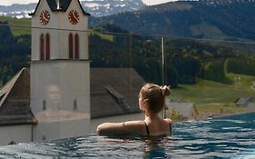 HUUS QUELL by Appenzeller Huus